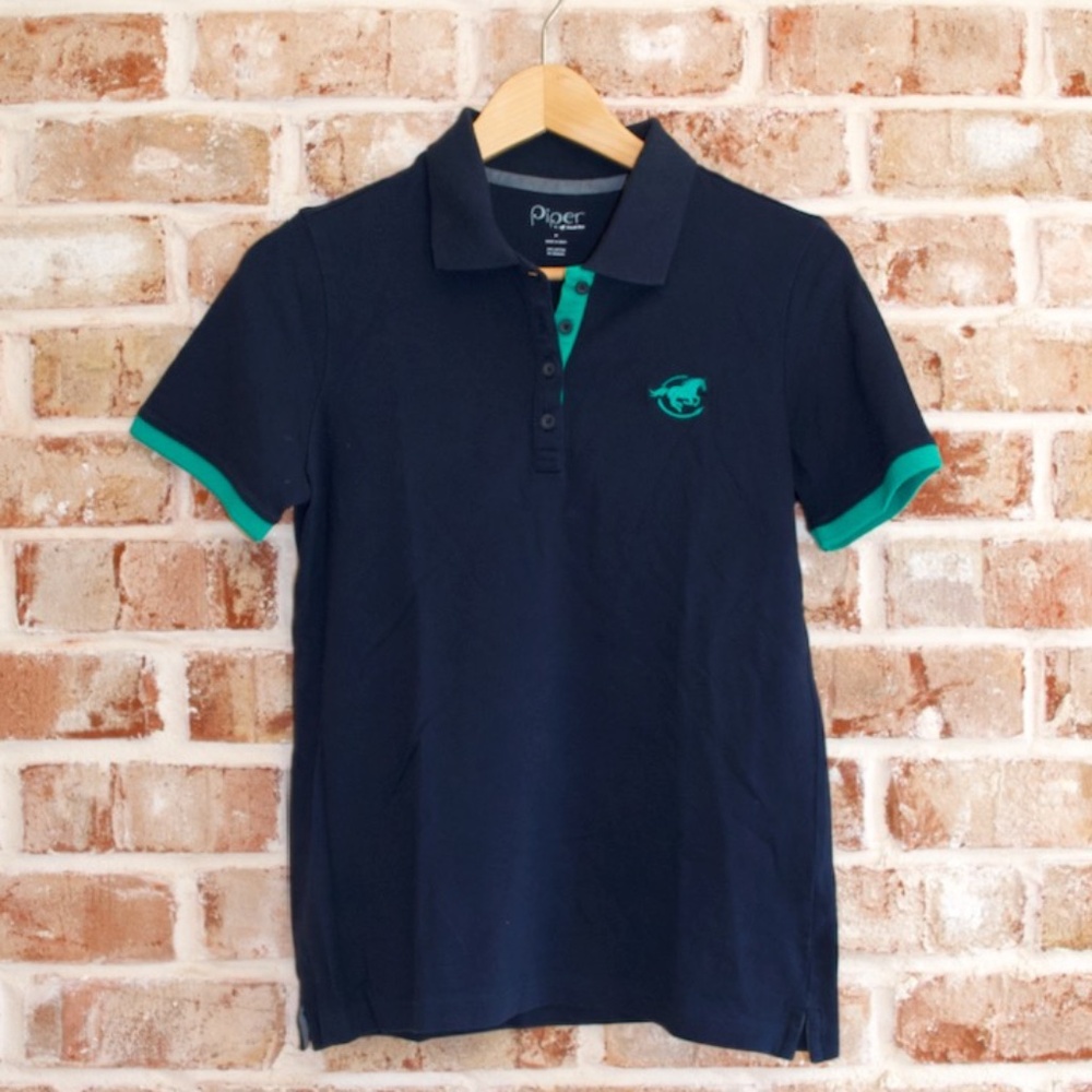 NWOT women's Piper by SmartPak navy short sleeve polo with teal logo, size M